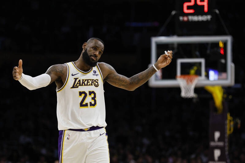 Lakers’ Free Throw Disparity Raises Eyebrows Again: Media Highlights Seasonal Stats